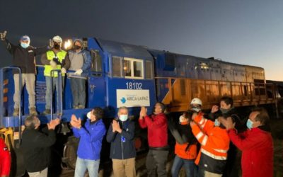 Ferrocarril Arica – La Paz arribó a Visviri y entregó cargamento a locomotora boliviana