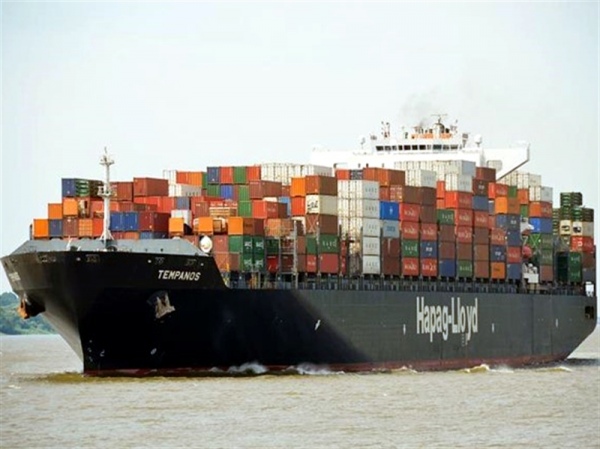 Hapag-Lloyd anuncia cambio de recalada de Montecon a TCP en el puerto de Montevideo