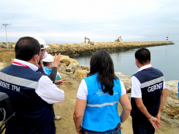 Autoridad Portuaria de Manta realizó inspección en los trabajos de mantenimiento preventivo …